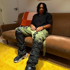 Meet your Posher, Crystal